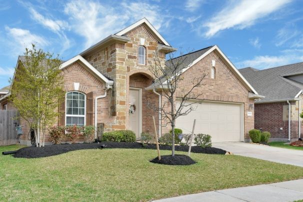 https://AnnaR.NewConstructionHomesForYou.com